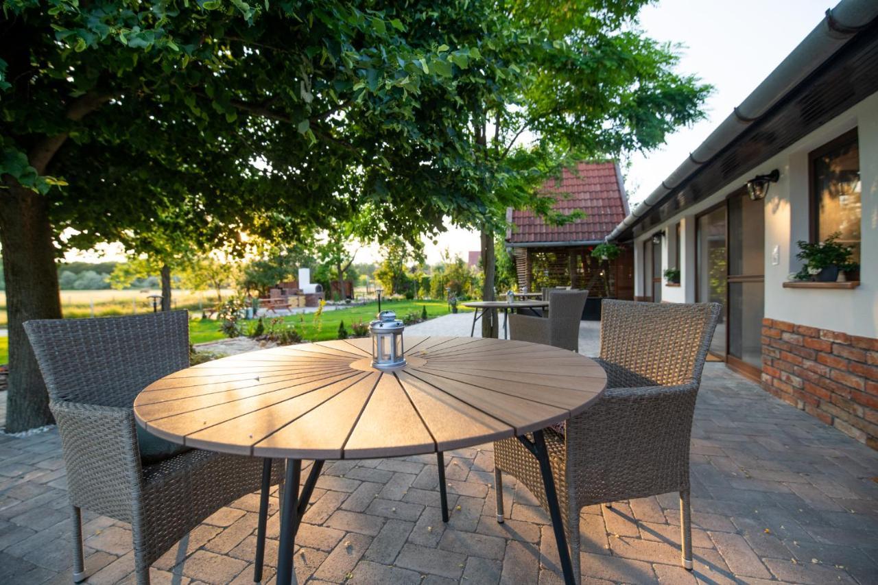 Natura Apartman Tiszafüred Exterior foto