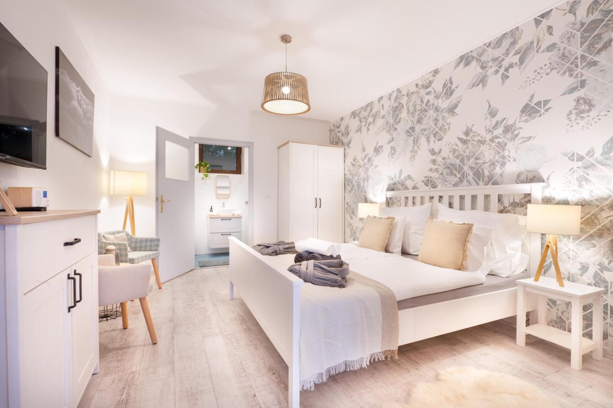 Natura Apartman Tiszafüred Habitación foto