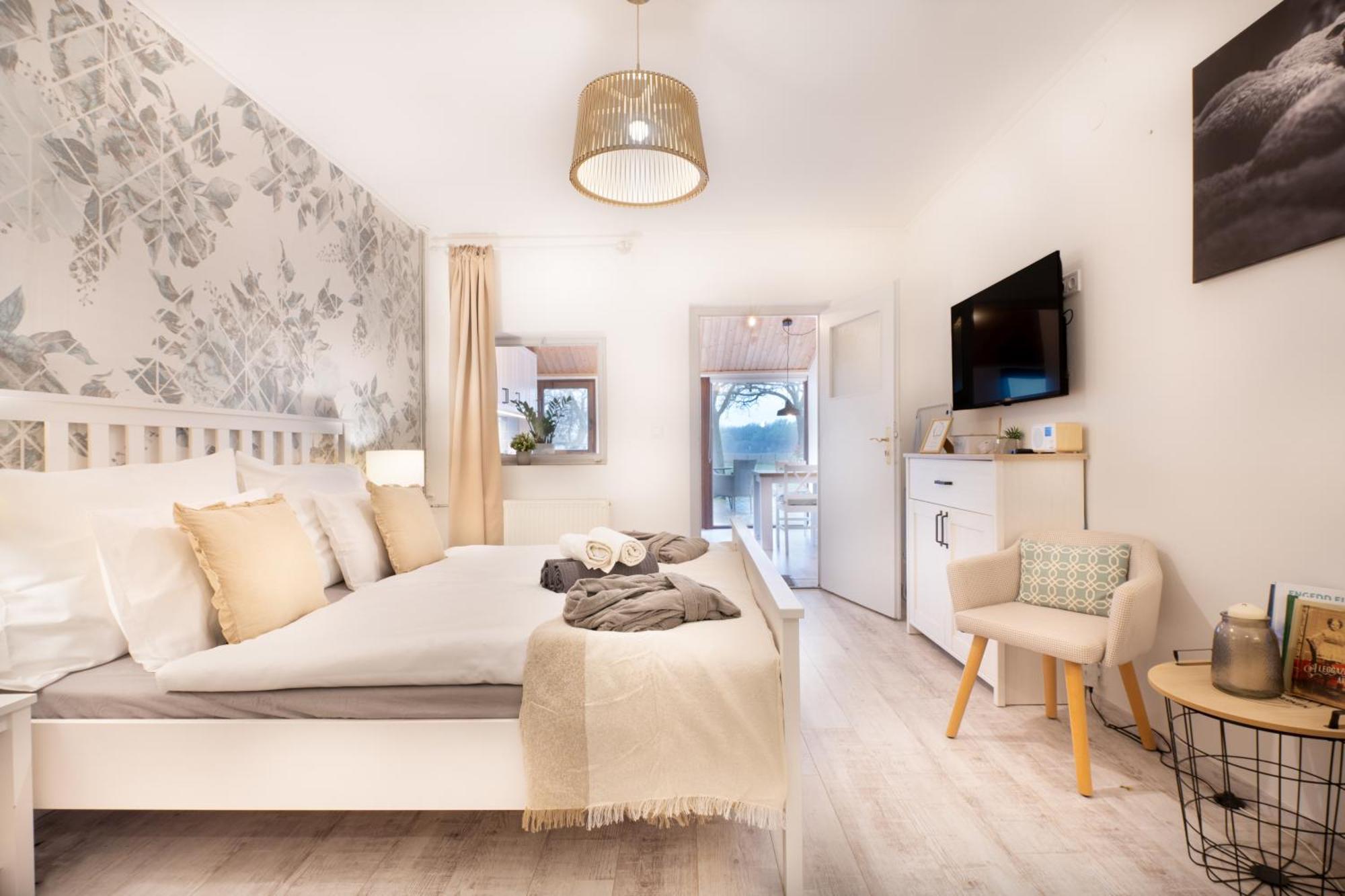 Natura Apartman Tiszafüred Habitación foto